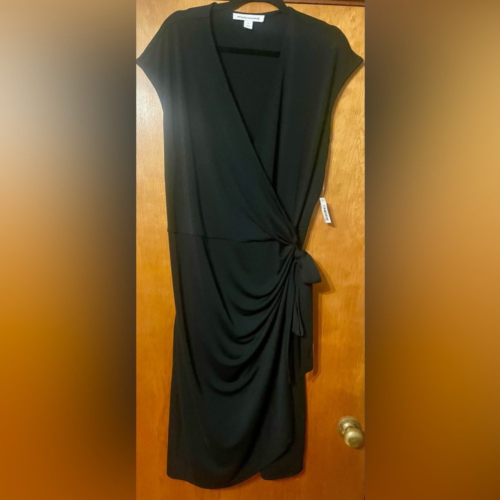 Black size xxl cap sleeve wrap dress